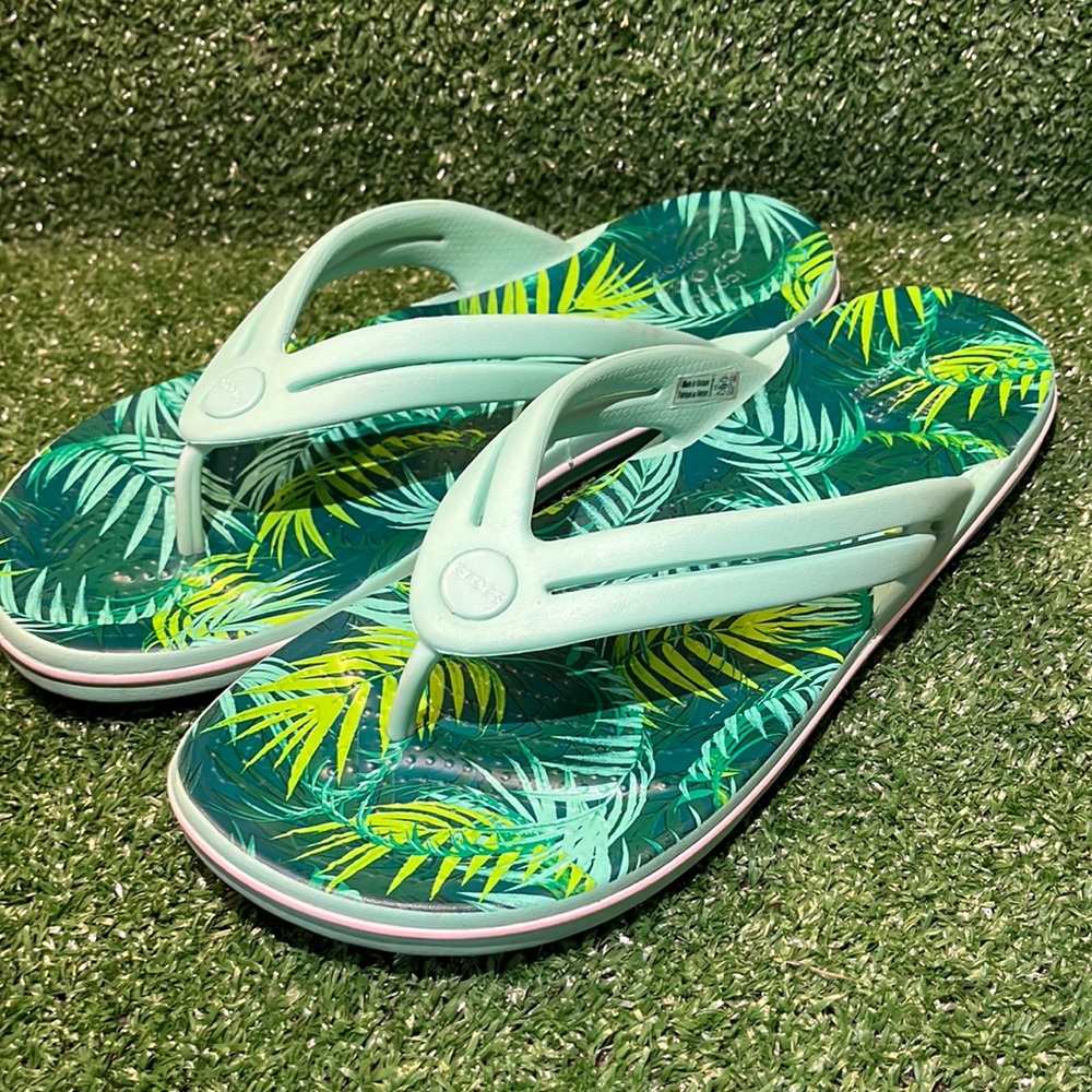 Crocs Women’s Crocband Flip Flops In Neo Mint Iconic … Gem